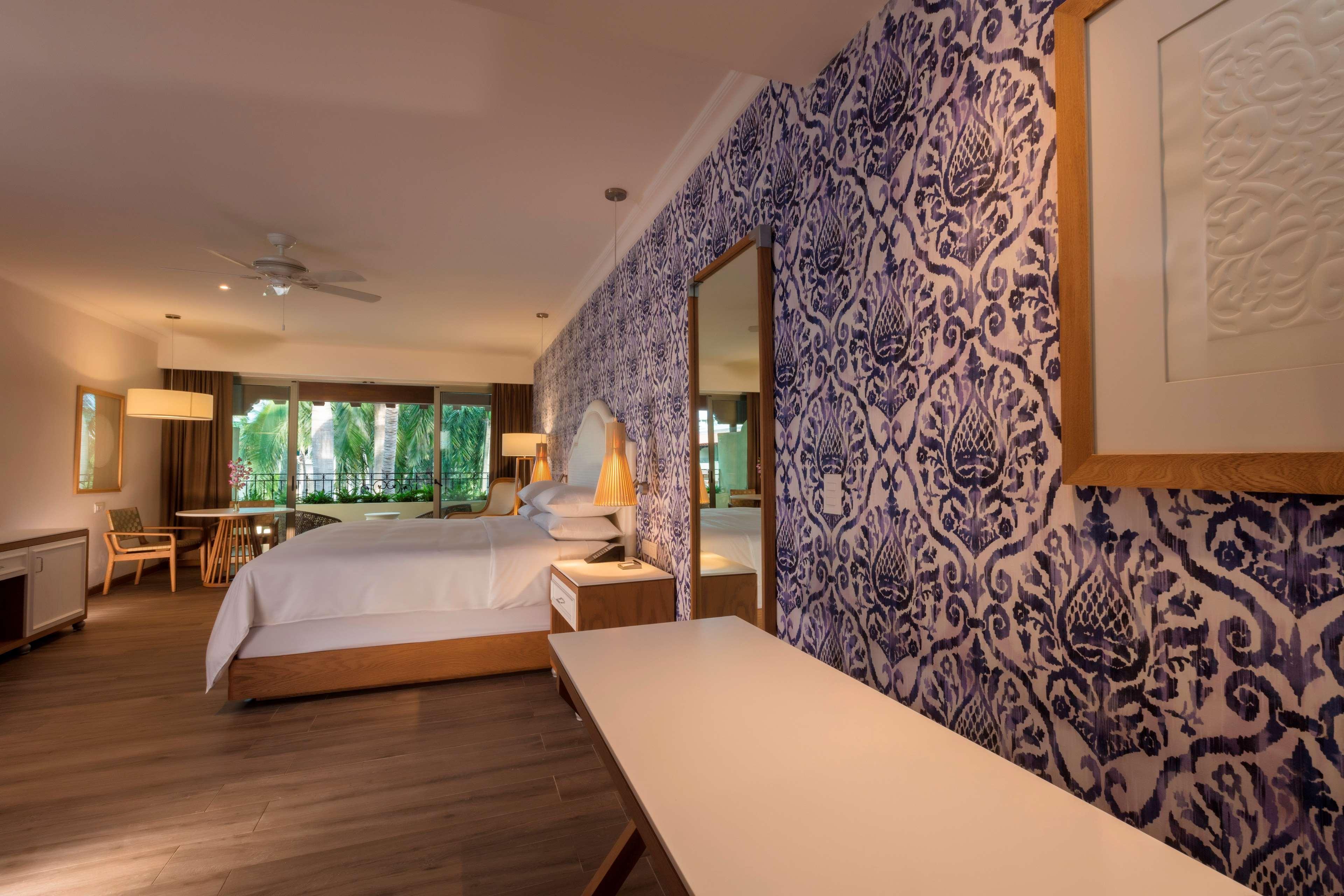 Resort Krystal Grand Puerto Vallarta
